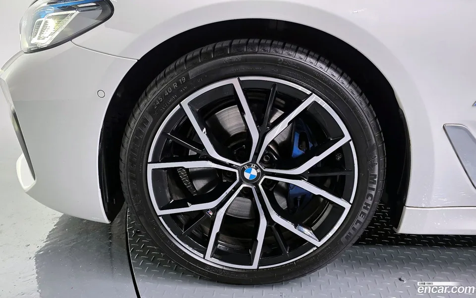 BMW 5 Series 530i M 2022 — миниатюра 5