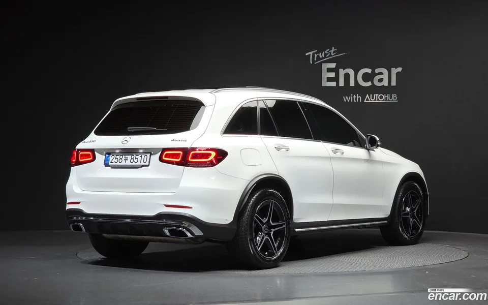 Mercedes-Benz GLC-Class GLC300 4MATIC 2022 — миниатюра 2