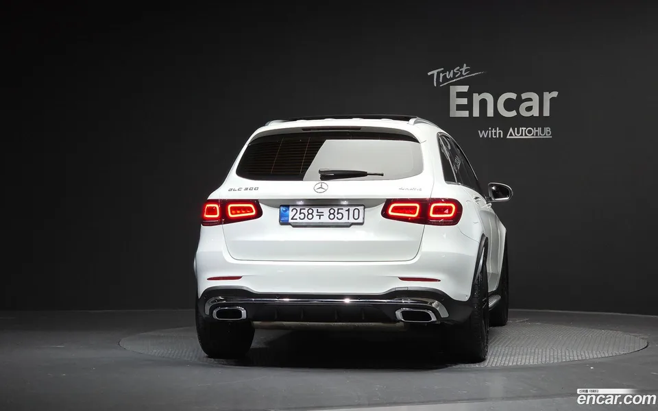 Mercedes-Benz GLC-Class GLC300 4MATIC 2022 — миниатюра 4