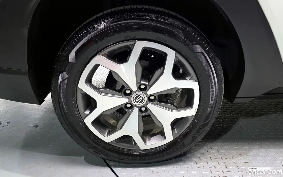KG Mobility Torres 1.5 4WD 2022 — миниатюра 5