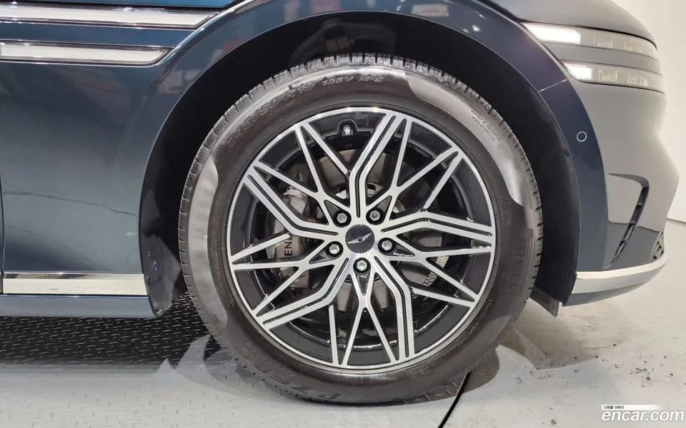 Genesis G90 3.5 2WD 2023 — миниатюра 5