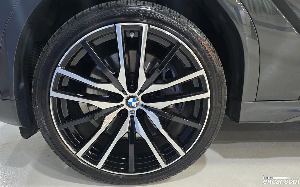 BMW X6 xDrive40d M 2022 — миниатюра 5