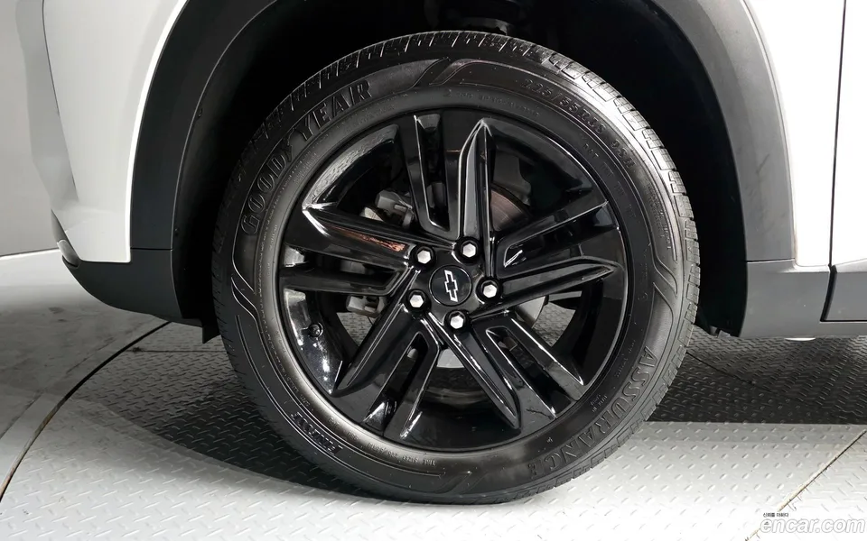 Chevrolet Trax Crossover 1.2 ACTIV 2023 — миниатюра 5