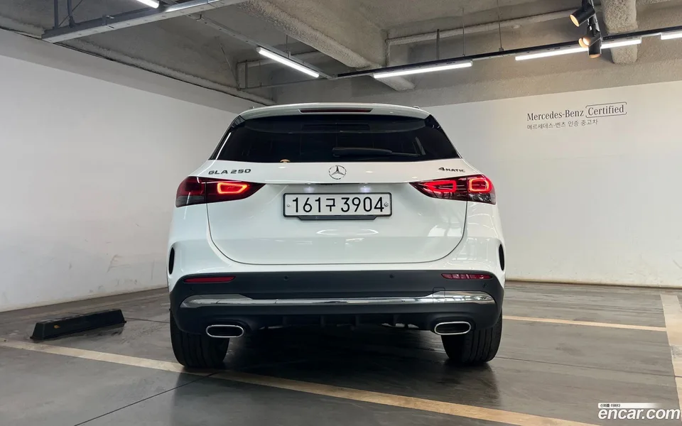Mercedes-Benz GLA-Class GLA250 4MATIC 2022 — миниатюра 4