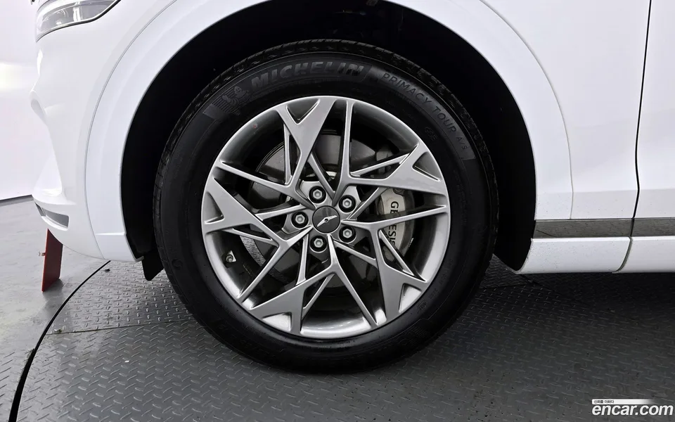 Genesis GV70 2.5T 2WD 2023 — миниатюра 5