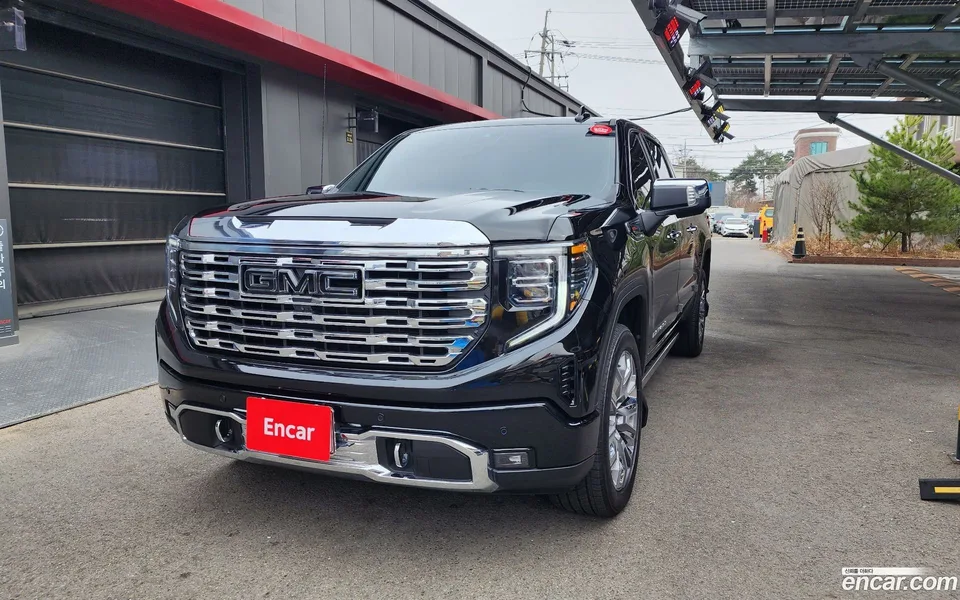 GMC Sierra -X 2023 — миниатюра 3