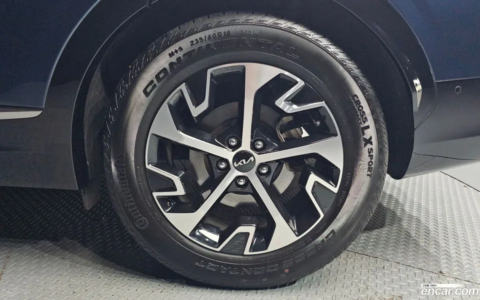 Kia Sportage Hybrid 2WD 2023 — миниатюра 5