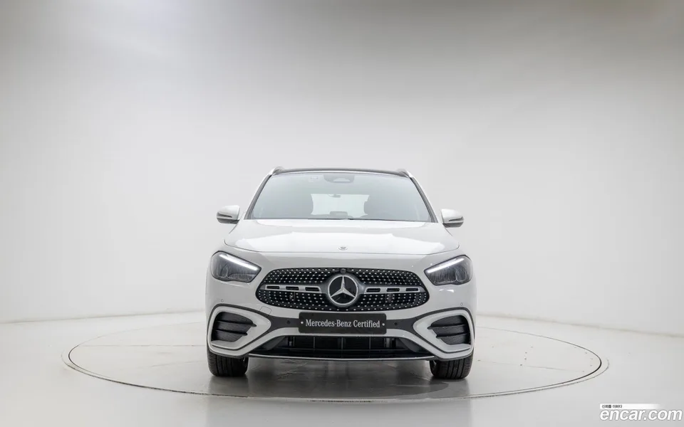 Mercedes-Benz GLA-Class GLA250 4MATIC 2025 — миниатюра 3