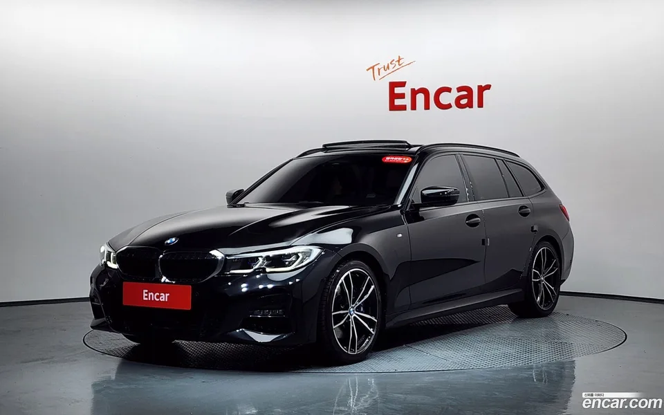 BMW 3 Series 320i M 2022 — фото 1, купить с доставкой в Москву