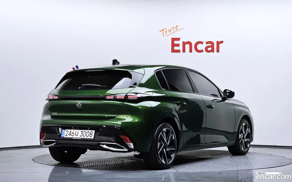 Peugeot 308 1.5 BlueHDi 2023 — миниатюра 2