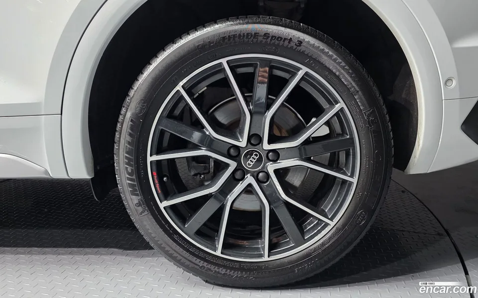 Audi Q5 45 TFSI 2023 — миниатюра 5