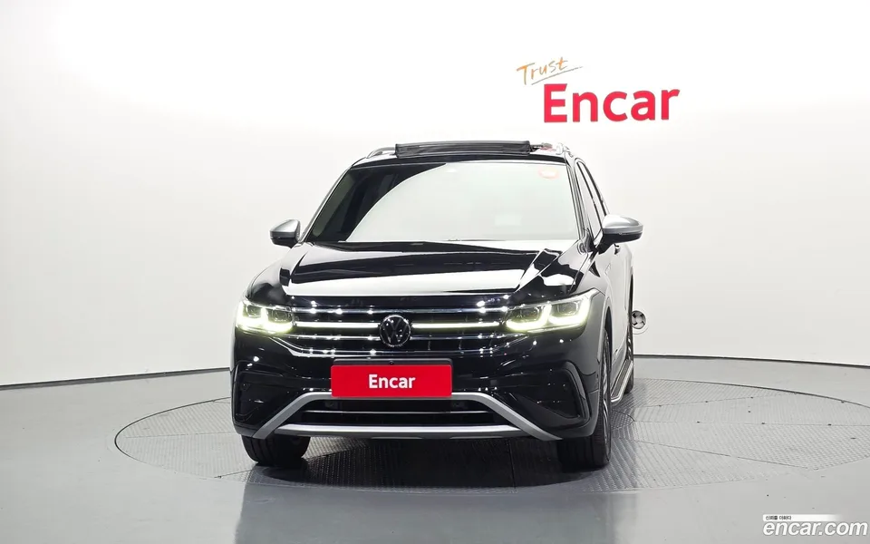 Volkswagen Tiguan Allspace 2.0 TSI 2022 — миниатюра 3