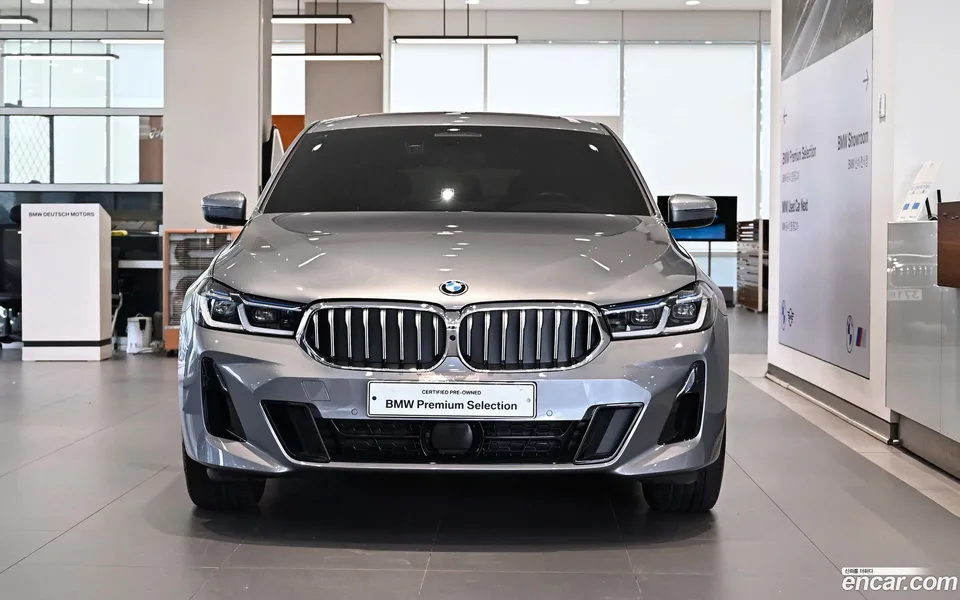 BMW 6 Series GT 630i xDrive M 2023 — миниатюра 3