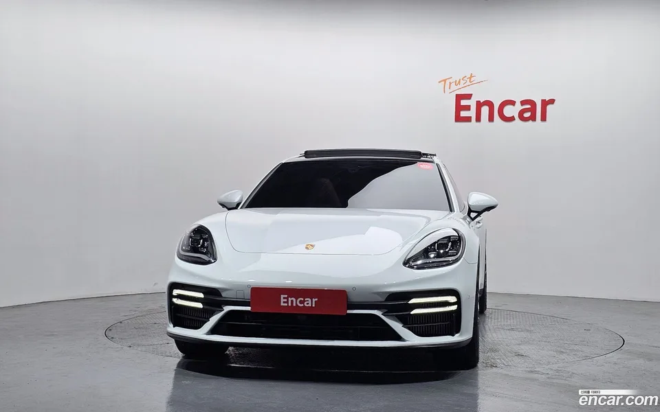 Porsche Panamera (971) 2.9 AWD E- 2023 — миниатюра 2