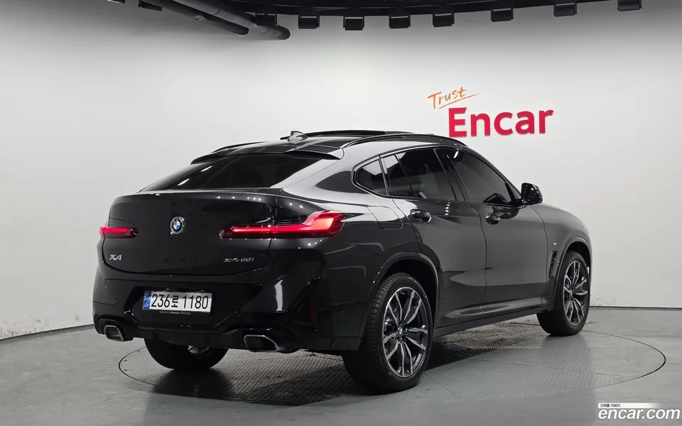 BMW X4 xDrive20i M 2025 — миниатюра 2