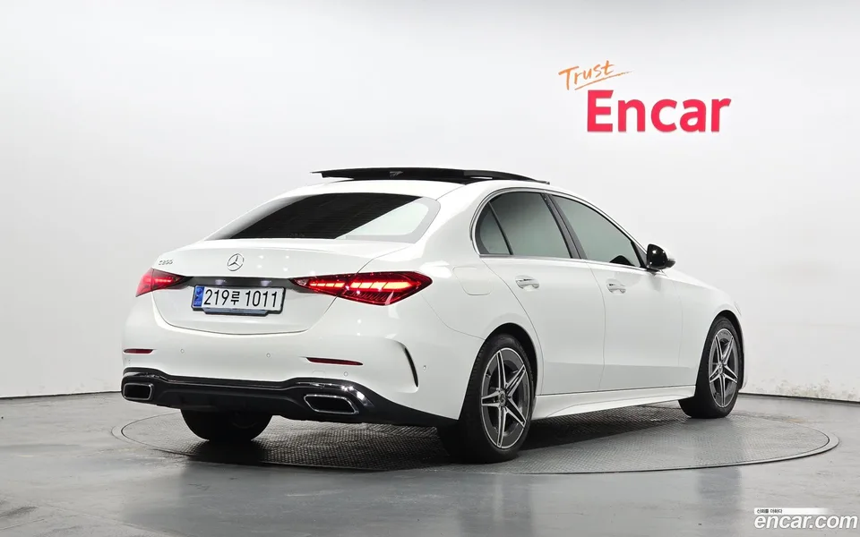 Mercedes-Benz C-Class C200 AMG Line 2024 — миниатюра 2