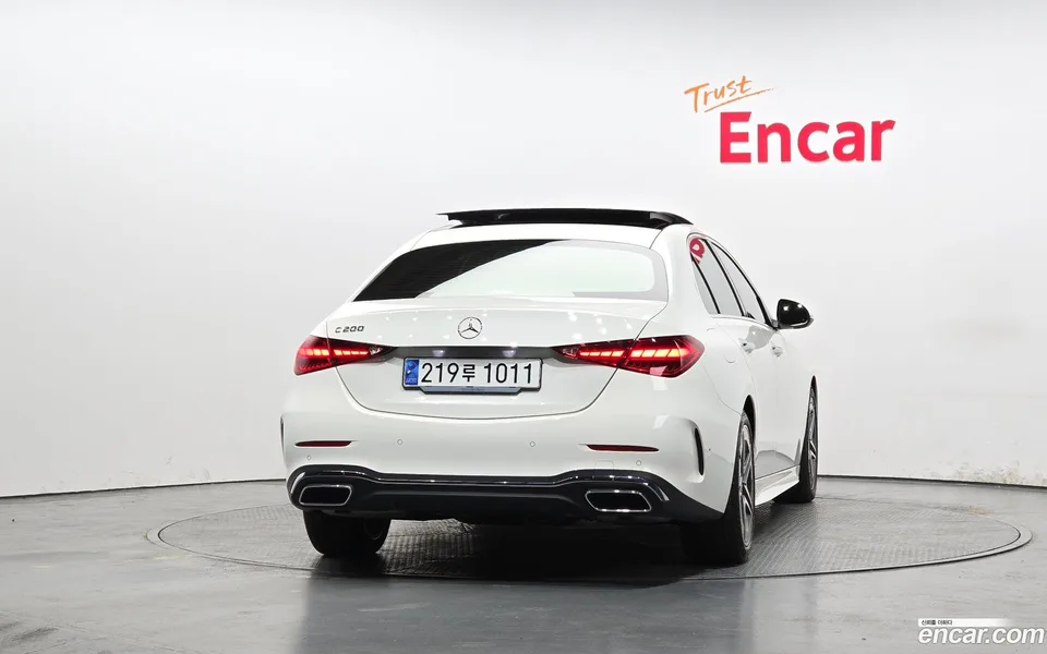 Mercedes-Benz C-Class C200 AMG Line 2024 — миниатюра 4