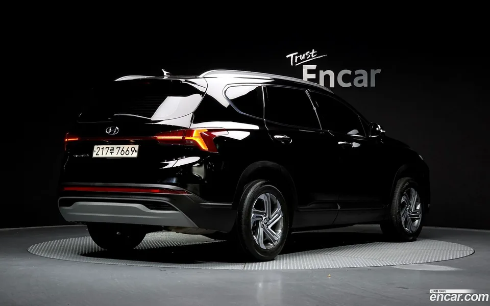 Hyundai SantaFe 2.5T 2WD 2023 — миниатюра 2