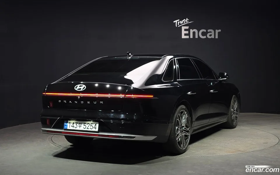 Hyundai Grandeur (GN7) 2.5 2WD 2023 — миниатюра 2