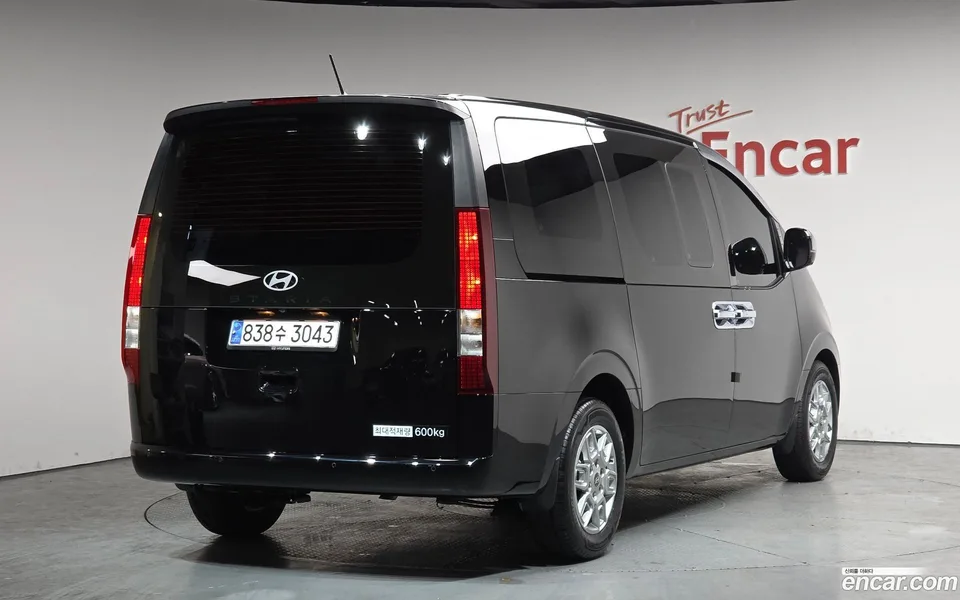 Hyundai Staria 5 2025 — миниатюра 2