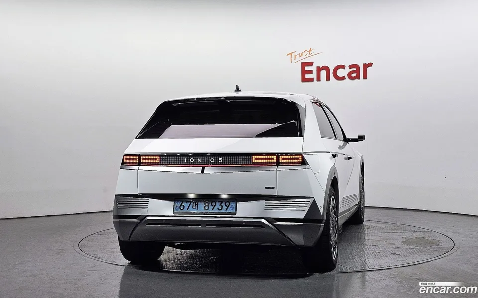 Hyundai Ioniq 5 AWD 2022 — миниатюра 4