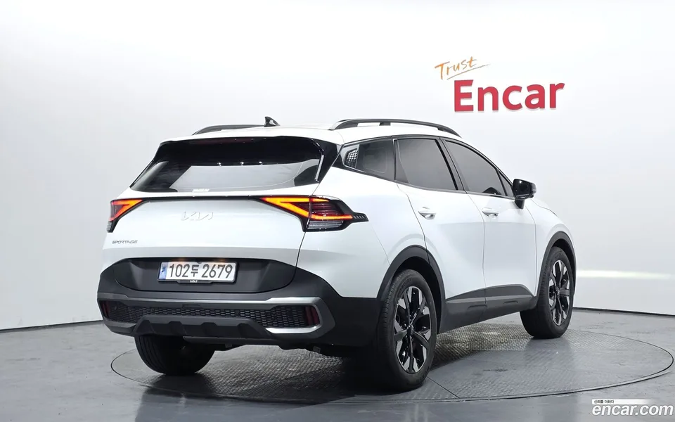 Kia Sportage 1.6 2WD 2023 — миниатюра 2