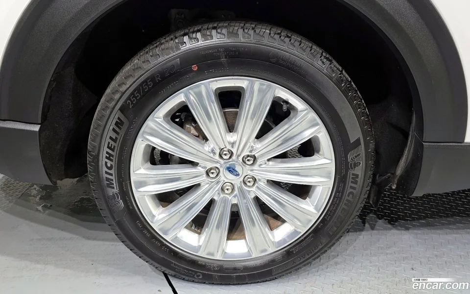 Ford Explorer 2.3 4WD 2023 — миниатюра 5