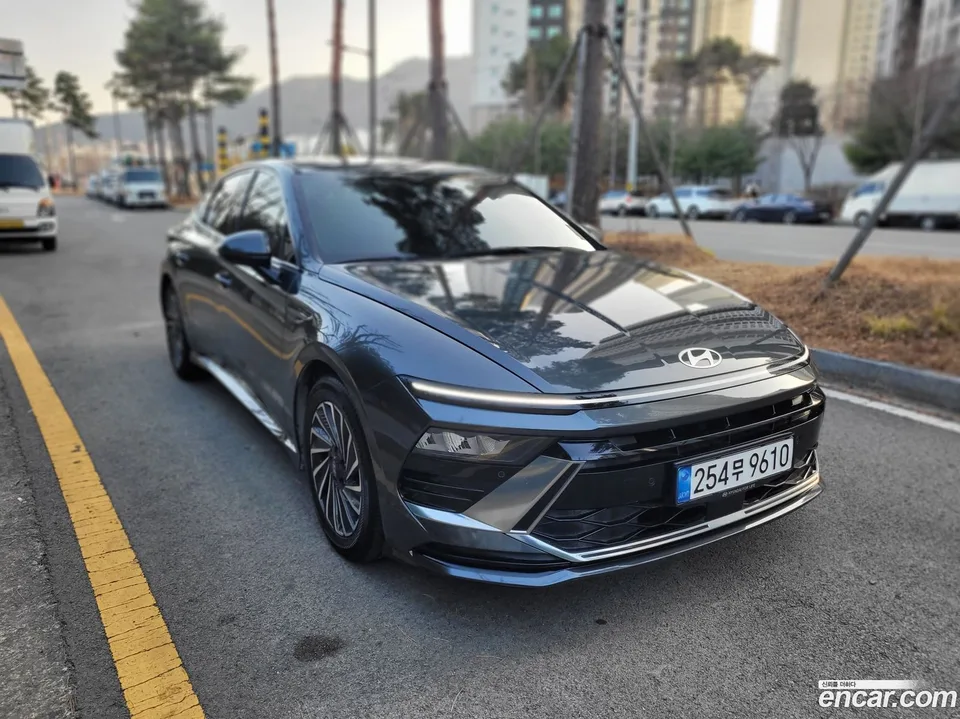 Hyundai Sonata The Edge Hybrid 2024 — миниатюра 2