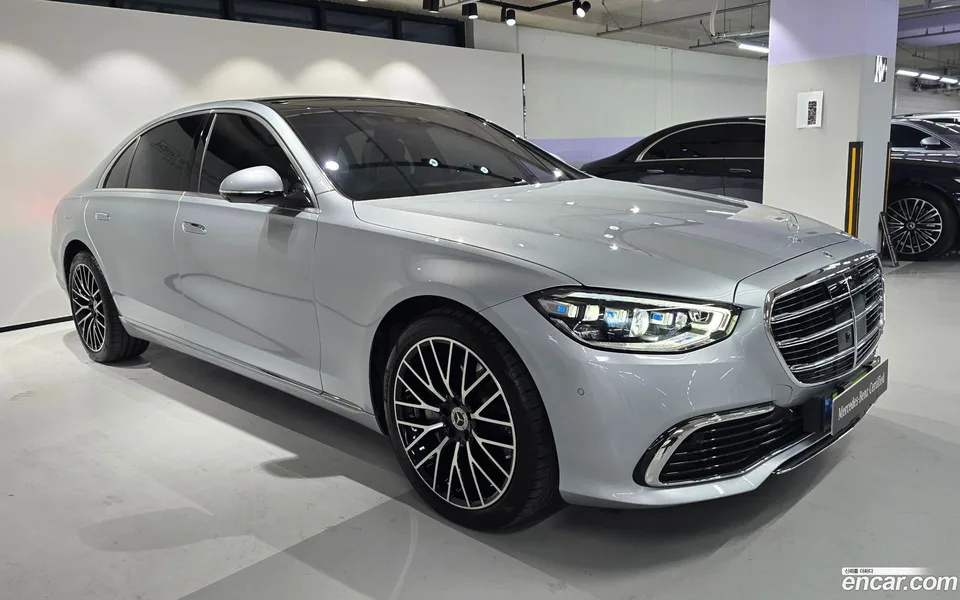 Mercedes-Benz S-Class S580L 4MATIC 2025 — миниатюра 2