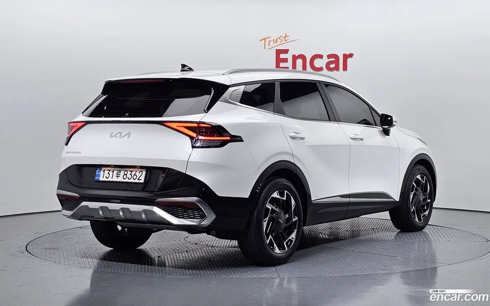 Kia Sportage 1.6 2WD 2022 — миниатюра 2