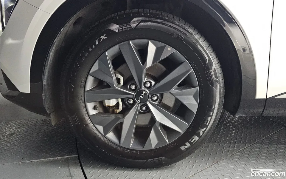 Kia Sportage 2.0 2WD 2022 — миниатюра 5