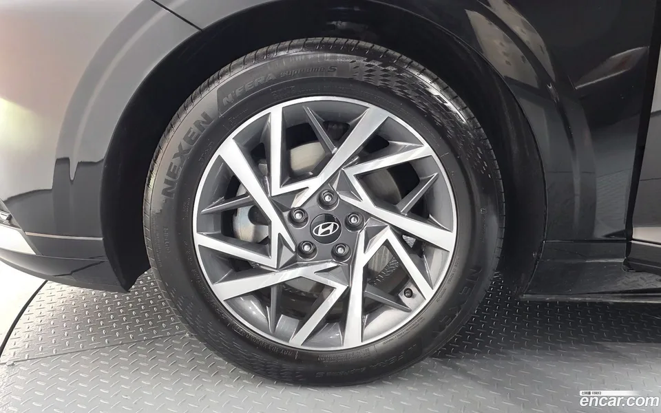 Hyundai Grandeur 2.5 2WD 2024 — миниатюра 5