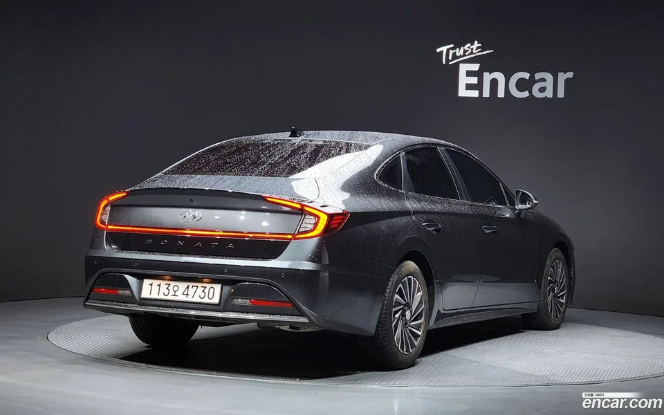 Hyundai Sonata Hybrid 2023 — миниатюра 2
