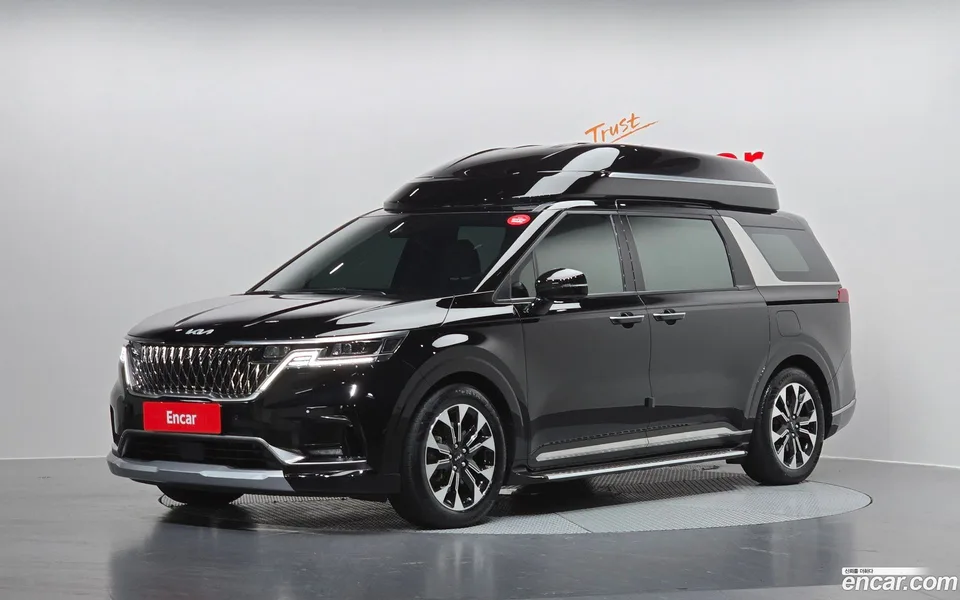 Kia Carnival 9 2023 — фото 1, купить с доставкой в Москву