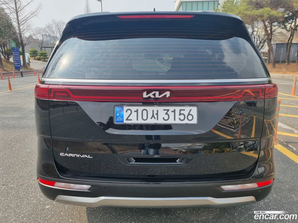 Kia Carnival 9 2022 — миниатюра 5
