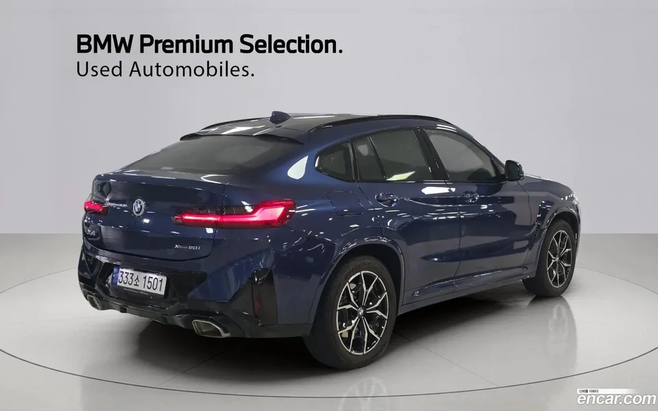 BMW X4 xDrive20i M 2023 — миниатюра 2