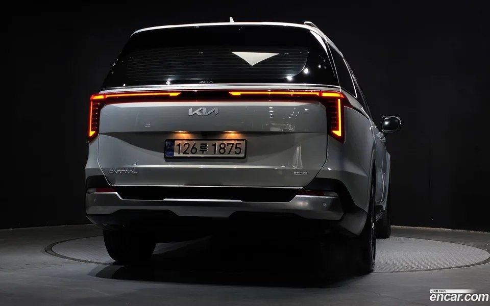 Kia Carnival HEV 9 2024 — миниатюра 4