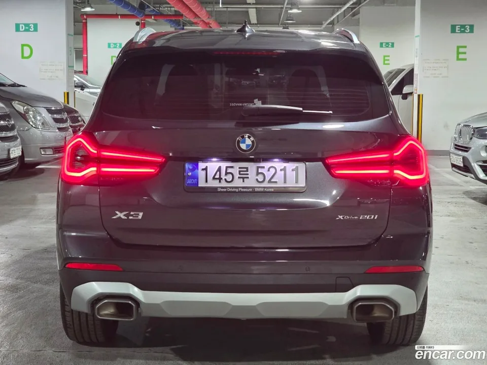 BMW X3 xDrive 20i 2023 — миниатюра 3