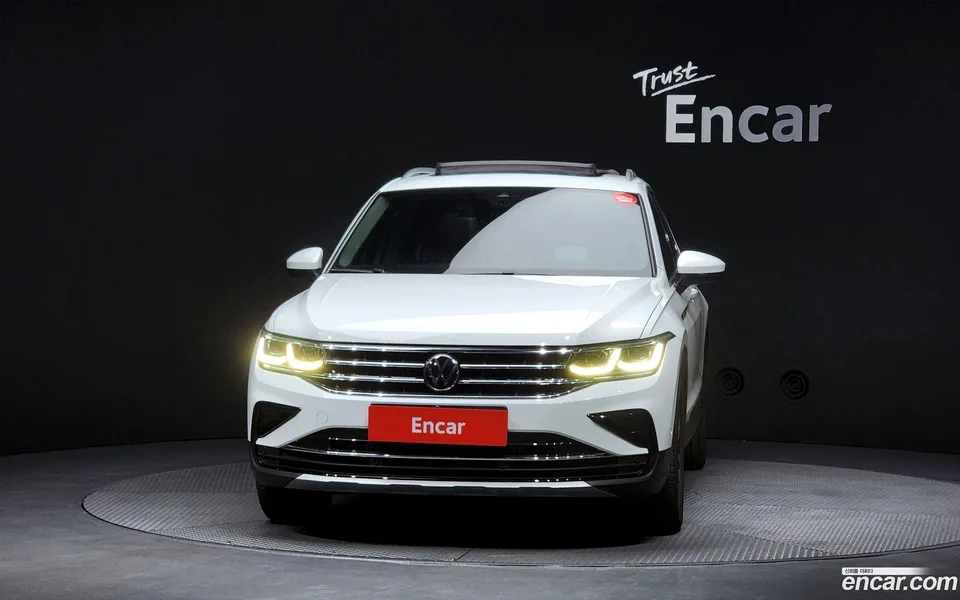 Volkswagen Tiguan 2.0 TDI 2023 — миниатюра 3