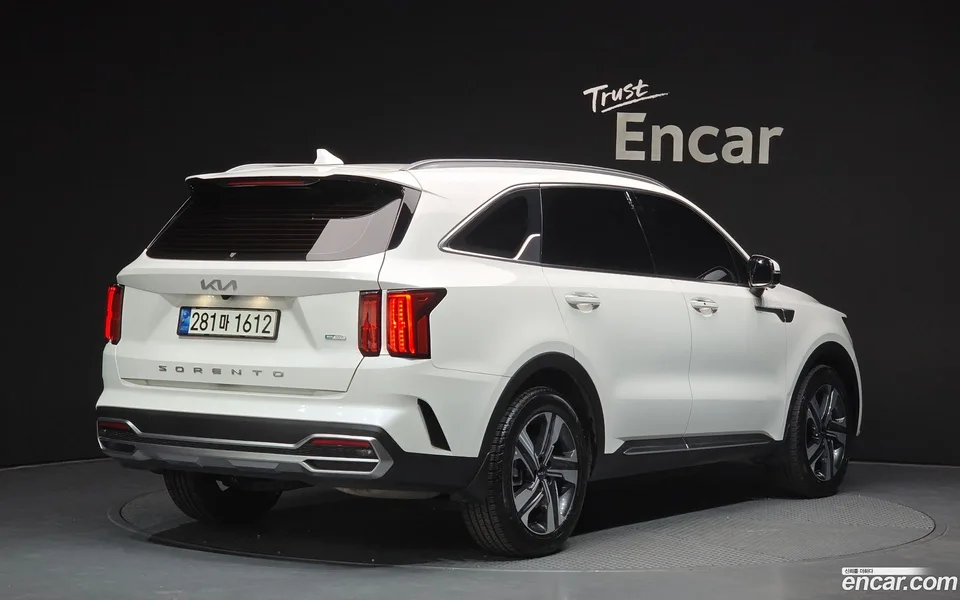 Kia Sorento HEV 1.6 2WD 2022 — миниатюра 2