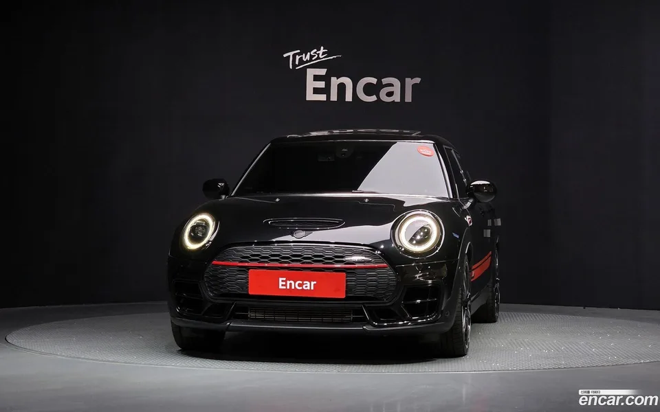 MINI Cooper S Clubman JCW 2023 — миниатюра 3