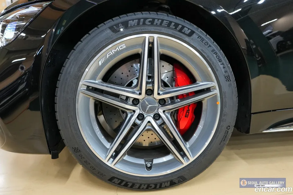 Mercedes-Benz AMG GT 4 43 4MATIC+ 2026 — миниатюра 5