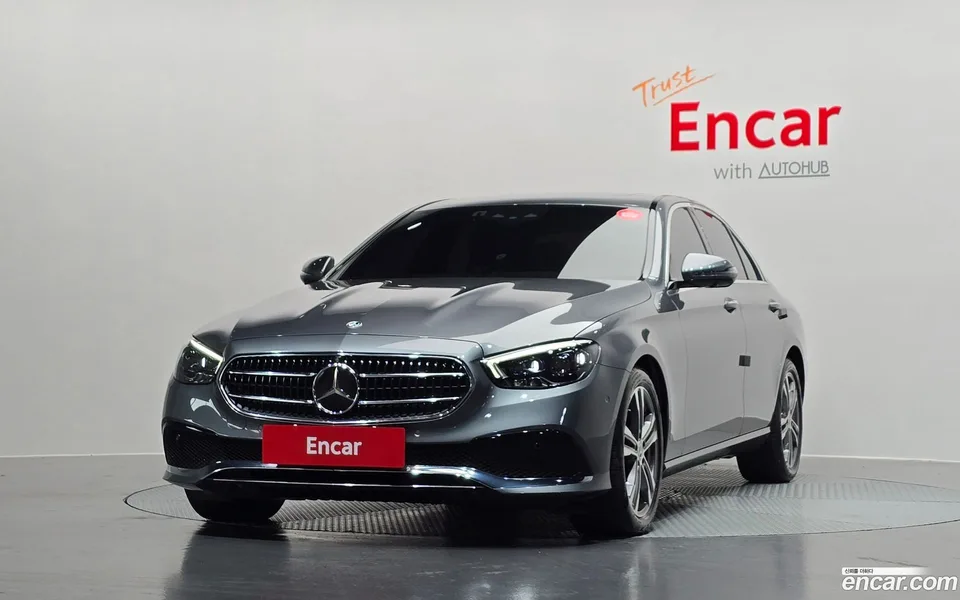 Mercedes-Benz E-Class E350 4MATIC 2022 — миниатюра 3