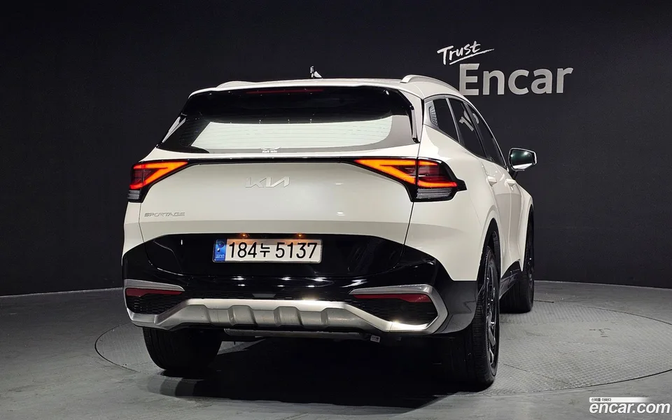 Kia Sportage 1.6 2WD 2023 — миниатюра 4