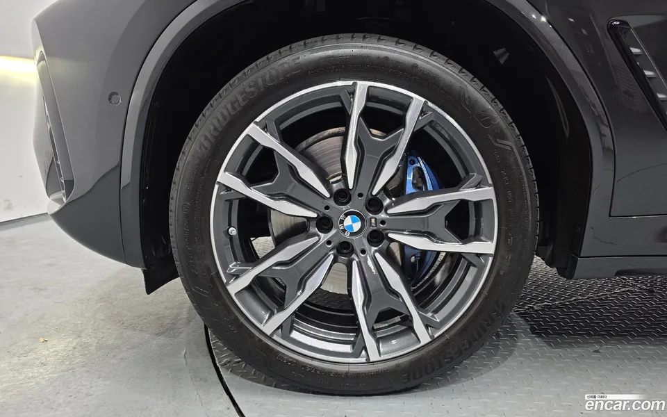 BMW X4 xDrive20i M 2025 — миниатюра 5