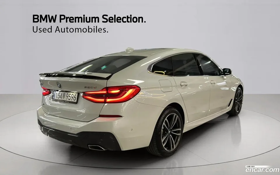BMW 6 Series GT 620d xDrive M 2022 — миниатюра 4
