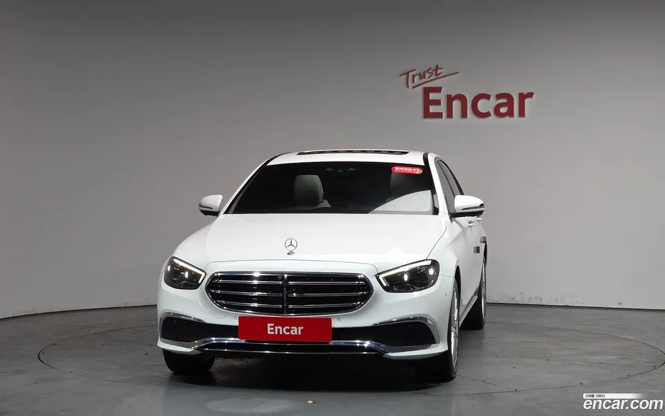 Mercedes-Benz E-Class E250 2022 — миниатюра 3