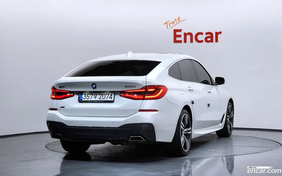 BMW 6 Series GT 630i xDrive M 2024 — миниатюра 2