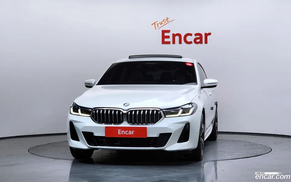 BMW 6 Series GT 630i xDrive M 2024 — миниатюра 3
