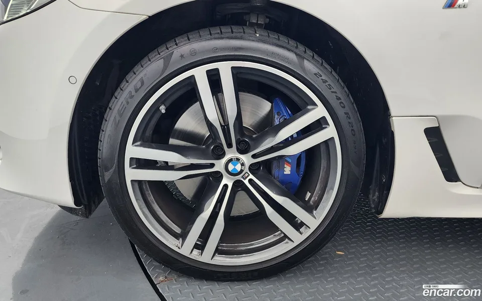 BMW 6 Series GT 630i xDrive M 2024 — миниатюра 5